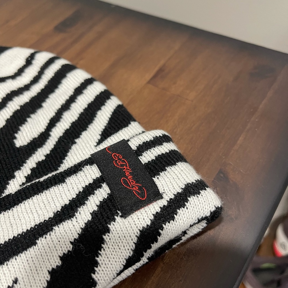 Ed Hardy Stocking Cap - Picture 3 of 4